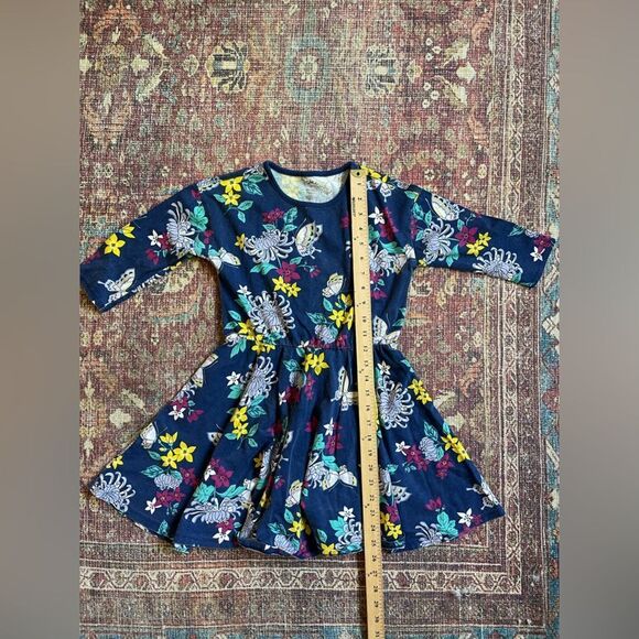Tea Collection size 10 Floral Kids Dress in Navy Blue w/ butterfly’s 100% cotton - Picture 4 of 7
